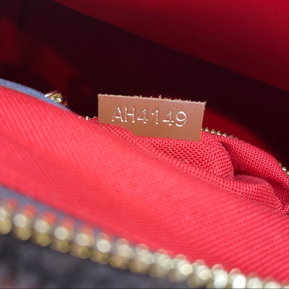 Louis Vuitton Speedy 25 Monogram Teddy Fleece - Picture 14 of 16